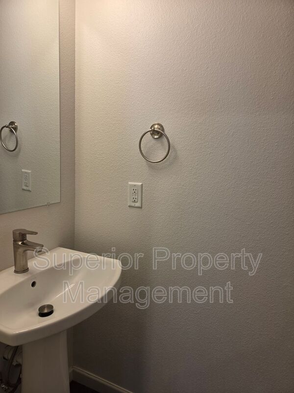 Photo - 1600 Richard Martin Dr