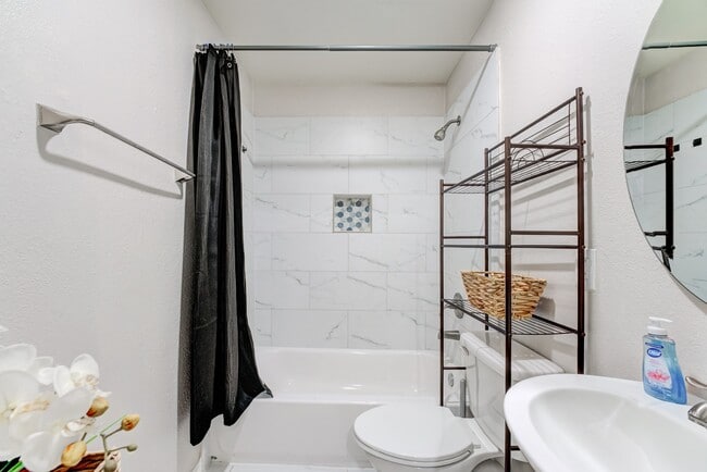 Photo - 2720 Truxillo St Unidad 1