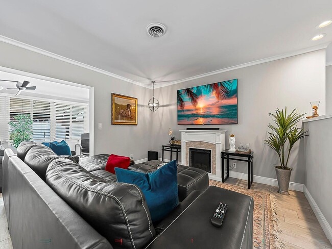 Photo - 801 SE 14th St