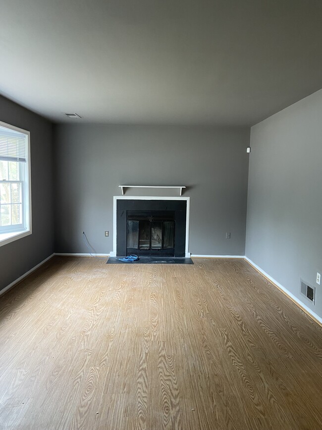 Photo - 7723 Haines Ct