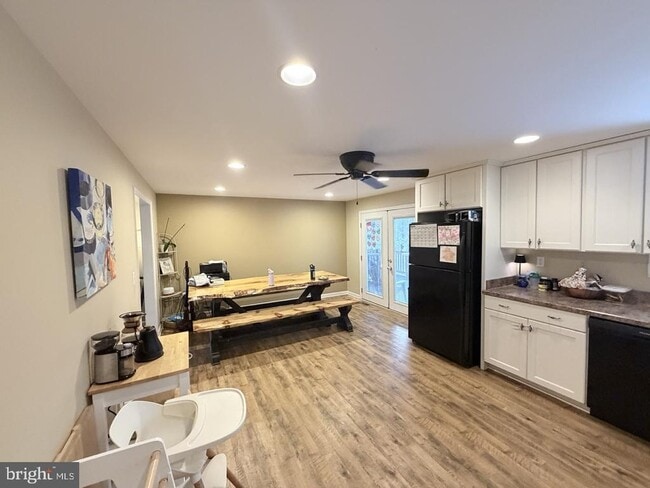 Photo - 5115 Irving St Unidad 1