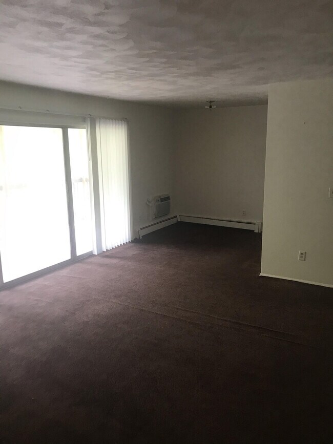 Living Area (Two Bedroom) - Parkview Apartments