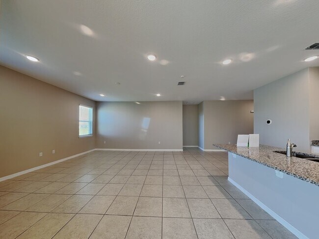 Photo - 1150 Lone Palm Wy