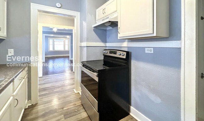 Photo - 2215 E Gregory Blvd