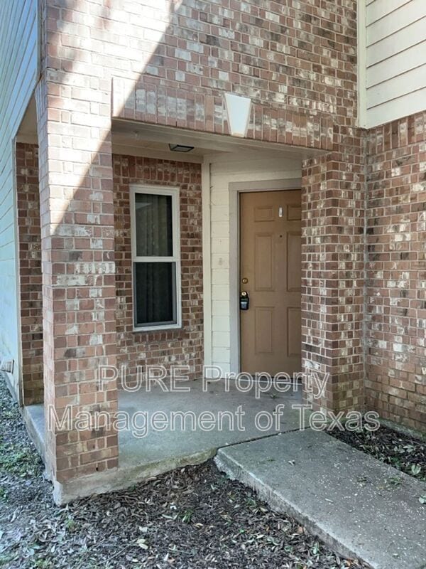 Photo - 246 Marvin Cove