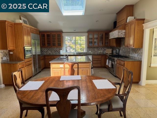 Photo - 102 Overhill Rd