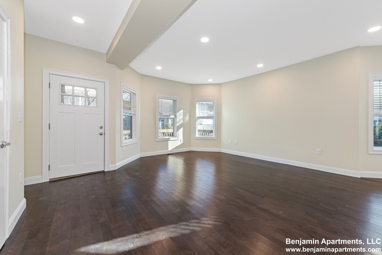 Photo - 232 Fulton St (Medford, MA)