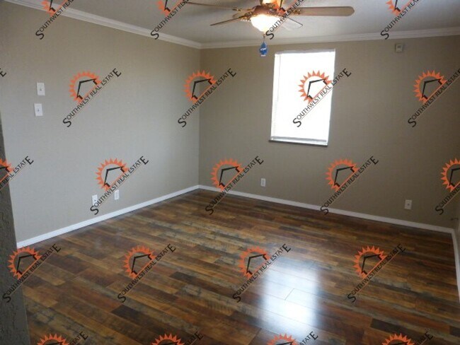 Photo - Super cute 2 bedroom 1 bath home