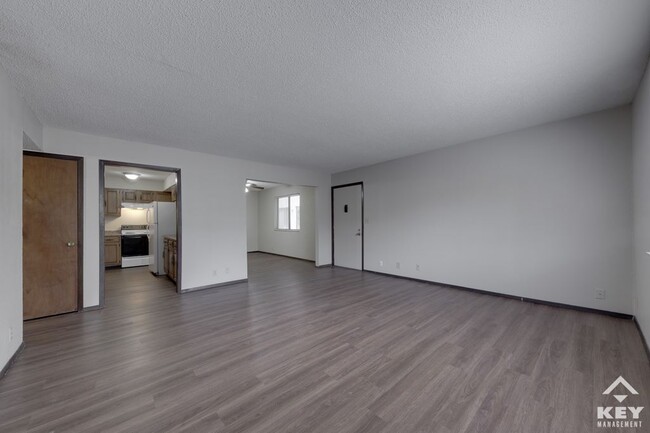 2 bedroom, 2 bath apartment
