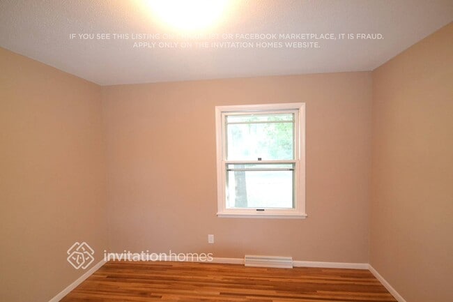 Photo - 2675 2nd St N