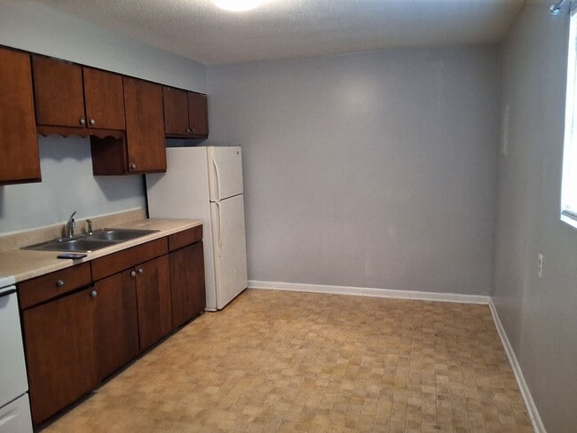 Photo - 1140 Evelyn Dr Unit 4