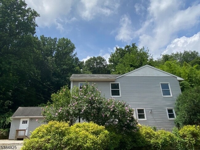 Building Photo - 565 Colfax Rd Rental