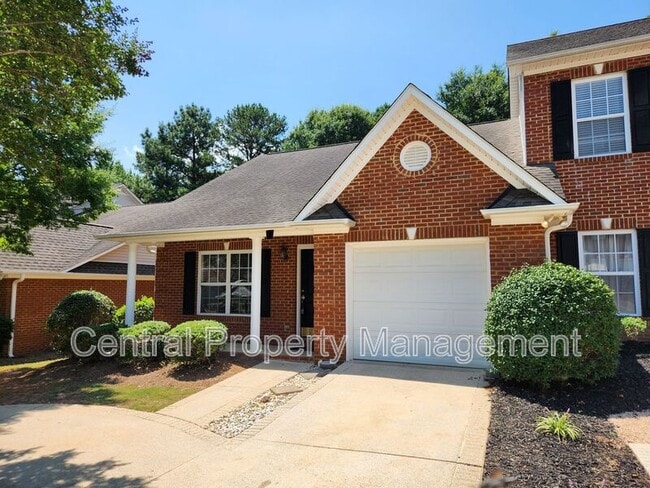Photo - 303 Rexford Dr