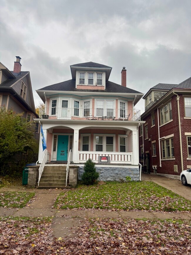 Photo - 783 Potomac Ave Unidad Lower