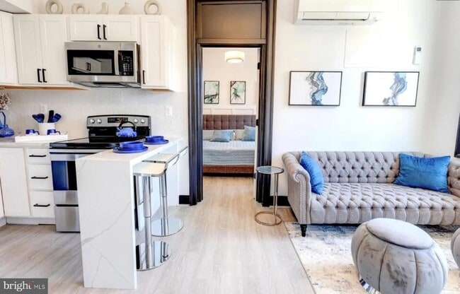 Photo - 1005 N Charles St Apartment Unit 2C