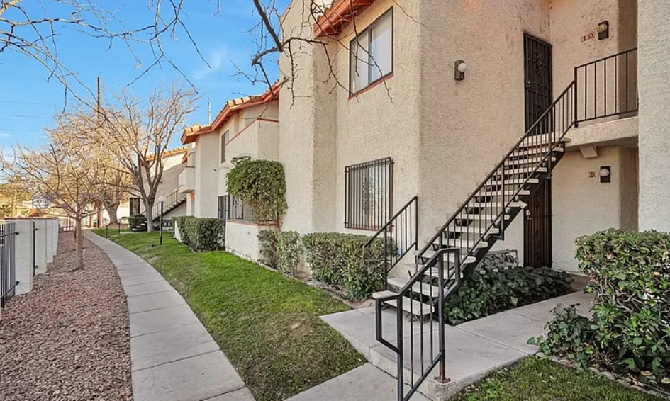 Photo - 1701 E Katie Ave