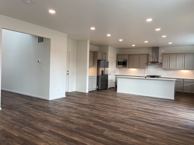 Photo - Exquisite 3 Bed 2.5 Bath Single Family Home