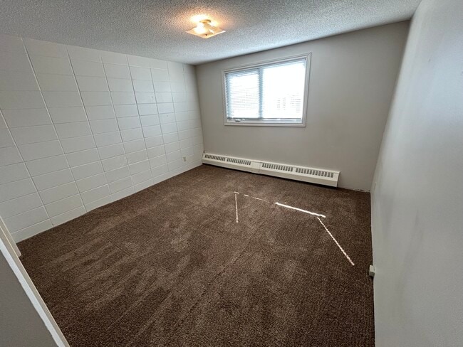 Building Photo - 3104 Victoria Ave Unit 206