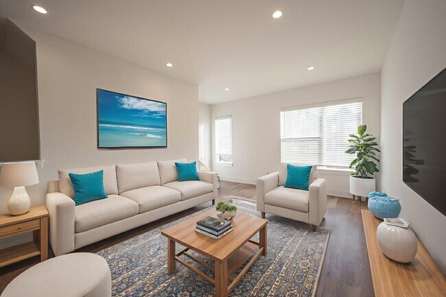 Photo - 1549 Tannery Way