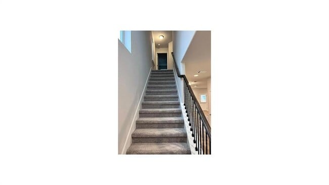 Photo - 320 Rend Dr