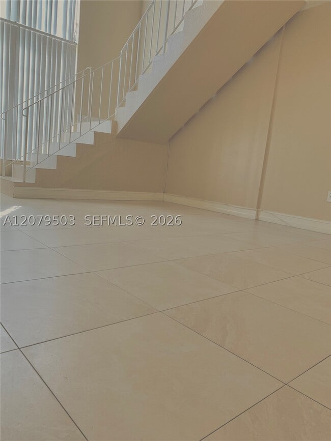 Photo - 10901 N Kendall Dr Unit 207