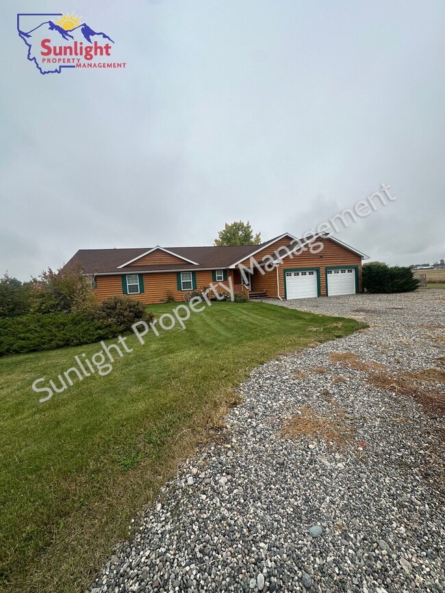 Building Photo - Charming Country Home with Bonus Room and ...