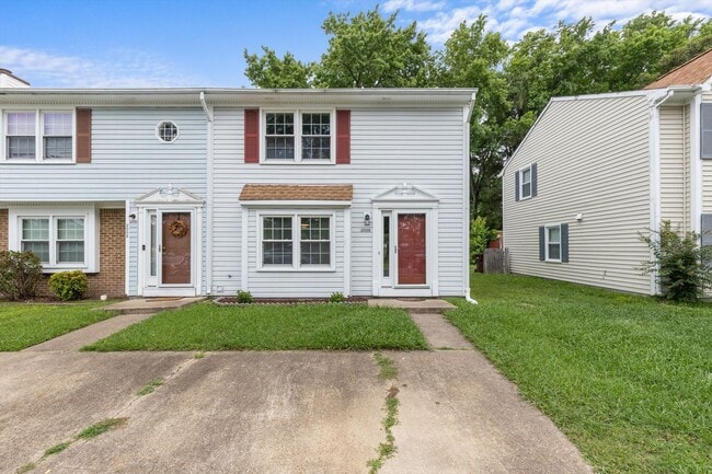 3BR/1.5BA End-Unit Townhome in Chesapeake—... - 3BR/1.5BA End-Unit Townhome in Chesapeake—...