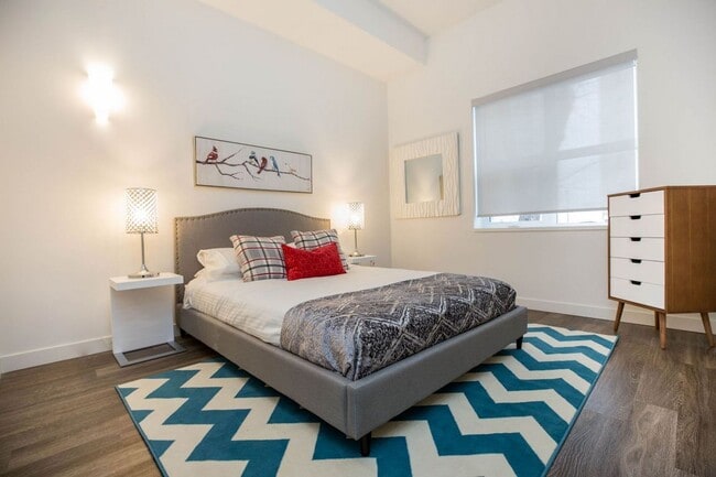 Photo - One Eighty Roslyn