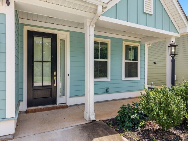 Photo - Beautiful 4 bedroom 3.5 Bath home Duncan, SC