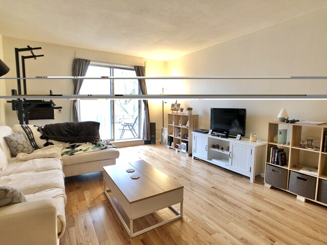 Photo - 804 Centre St Unit 306