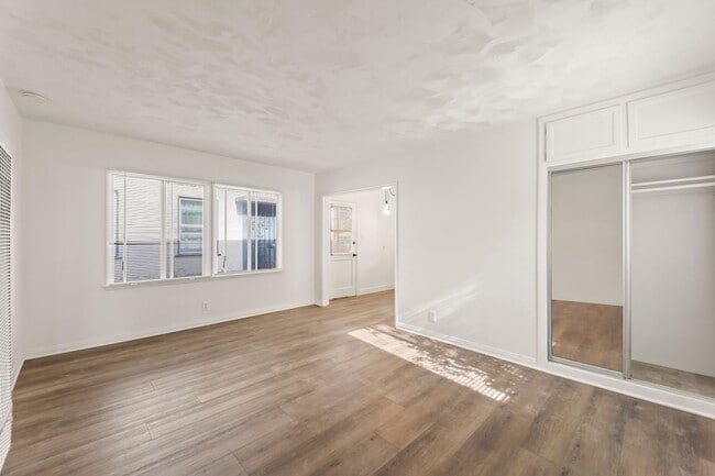 Photo - 12107 Washington Pl Unidad 12107