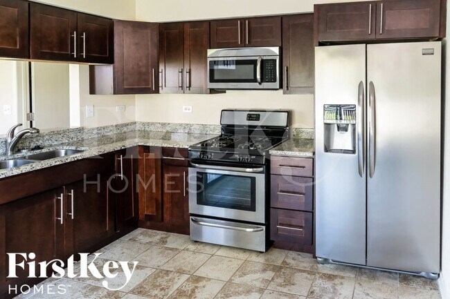 Photo - 2406 Aspen Dr