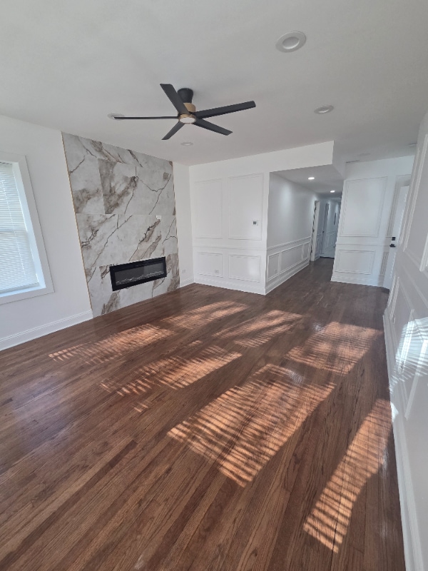 Building Photo - 1048 W Marquette Rd