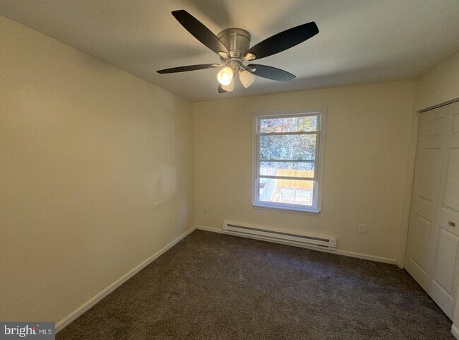 Photo - 125 Hampshire Rd