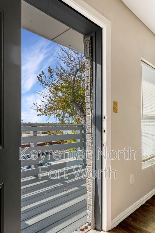 Photo - 2735 Purington Ave