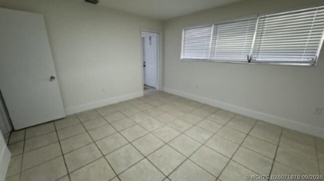 842 S 63rd Ave