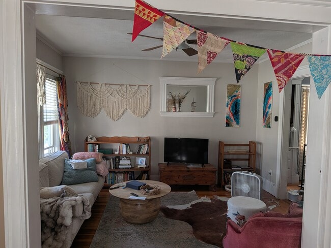 Photo - 97 W Quincy St