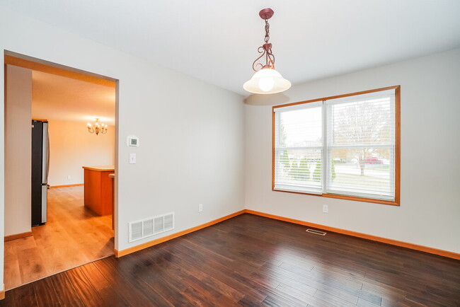 Photo - 3175 Weeping Spruce Dr