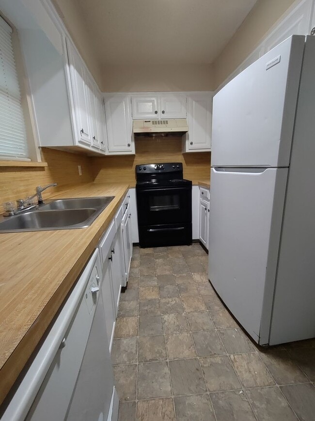 Photo - GV324 Unit 328