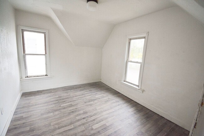 Photo - 605 11th St NW Unit #B Upper