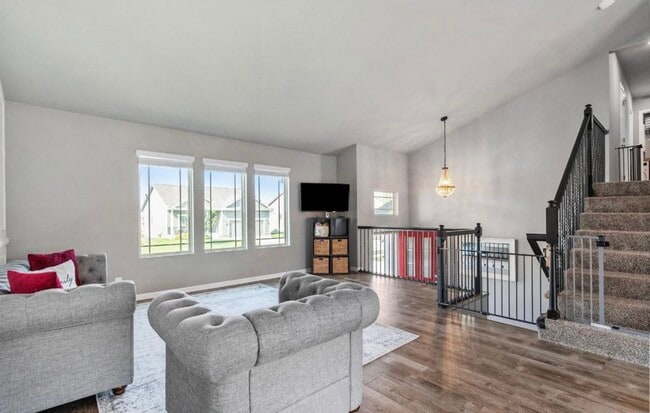 Photo - 5155 N 179th Ave