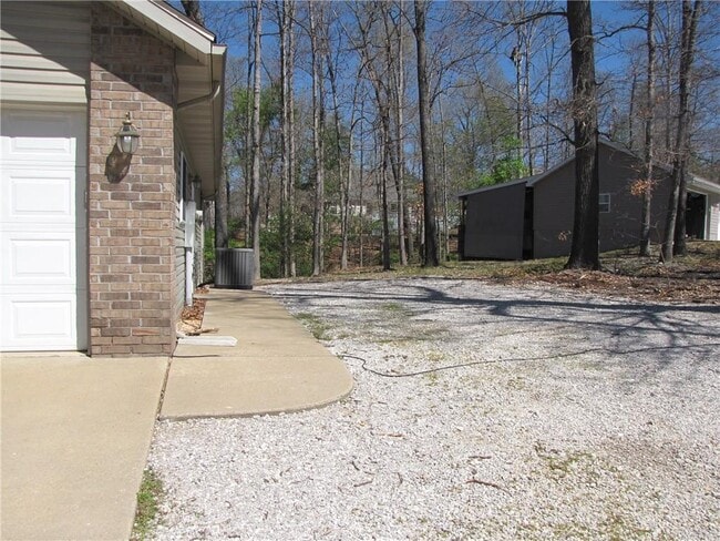 Photo - 70 Merritt Dr