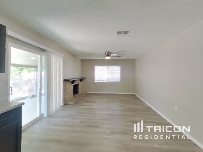 Photo - 12827 Provision St