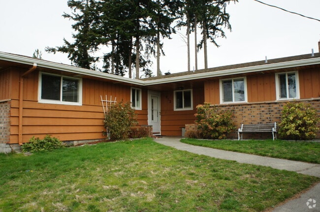 Building Photo - 952 NE Netlam Ln Rental