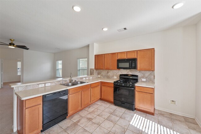 Photo - 5006 Fairwater Ct