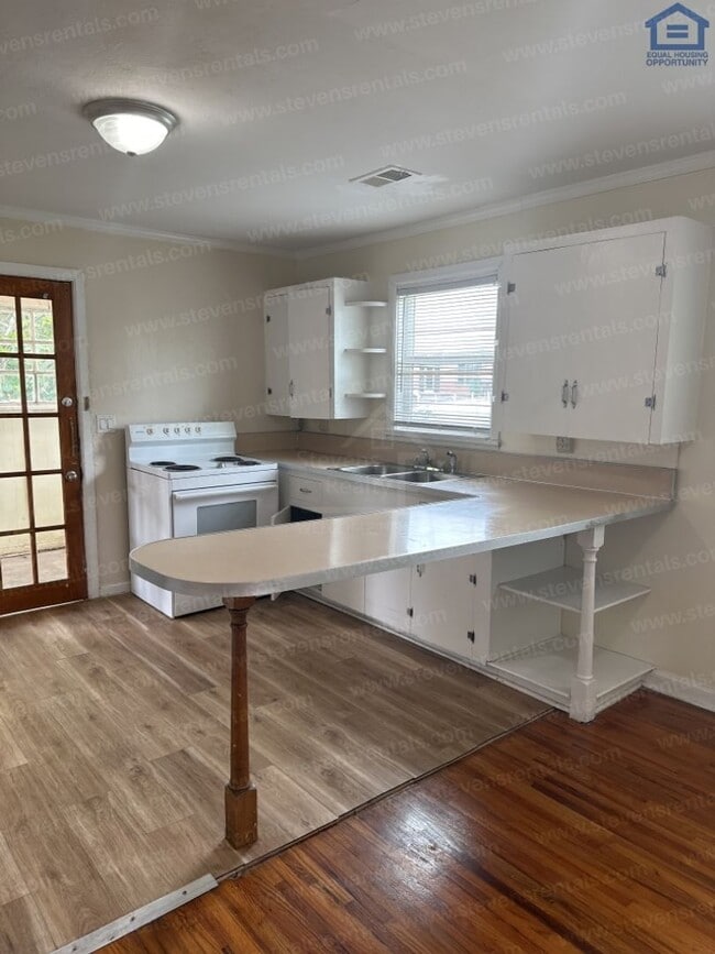 Photo - 1420 Choate Rd