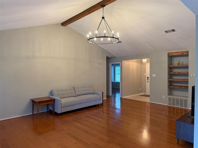 Photo - 9703 Willers Way
