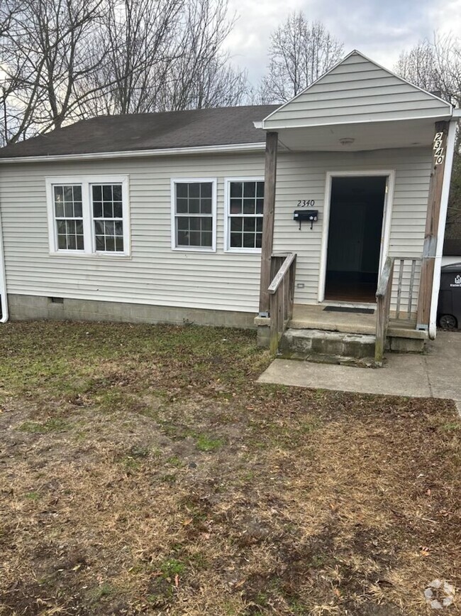 Building Photo - 2 bedroom, 1 bathroom home available in Wi...