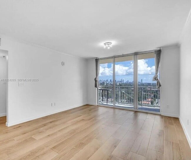 Photo - 2665 SW 37th Ave Unit 1501