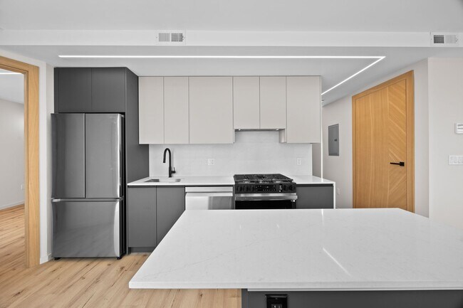 Photo - 1850 Dorchester Ave Unit 201